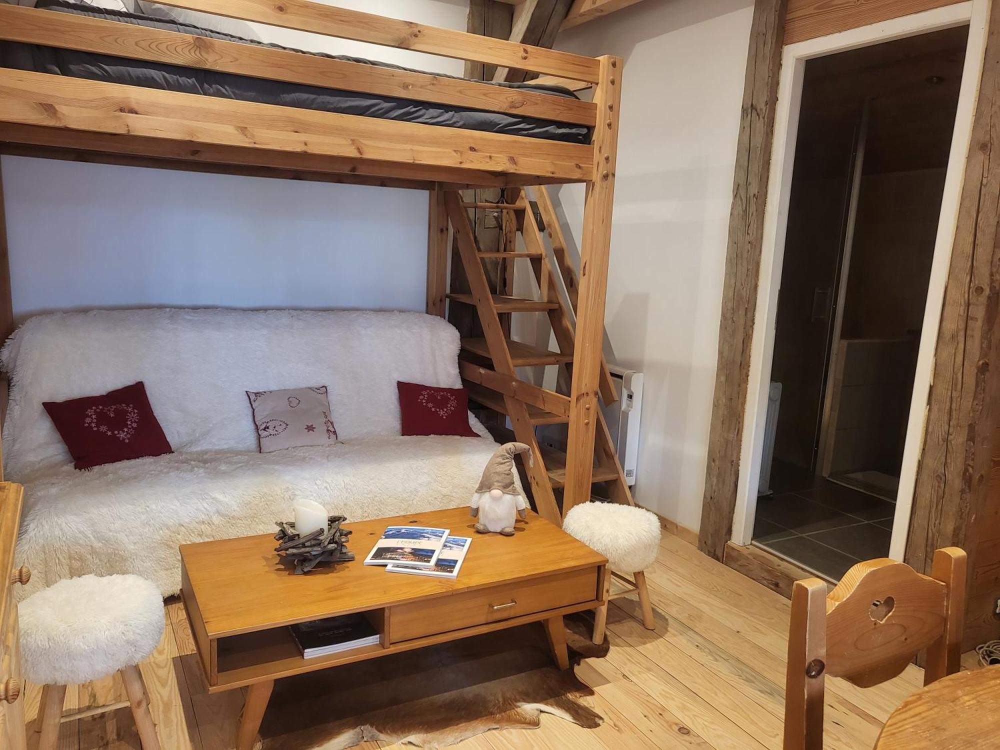 Bed and Breakfast Le Nid Des Cerfs Essert-Romand Esterno foto